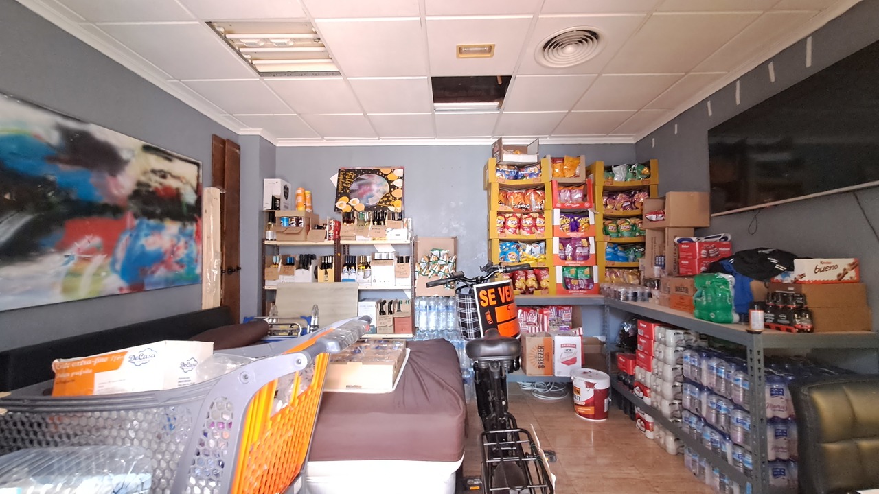 SWDF1762: Commercial for sale in Torrevieja