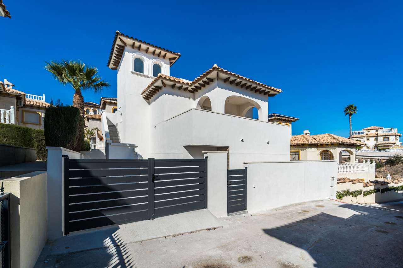 SWDF1776-2: Villa for sale in Playa Flamenca